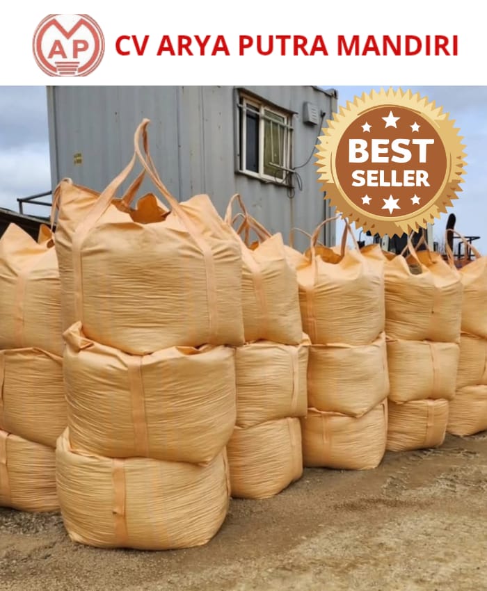 Mengemas hasil produksi dengan jumbo bag